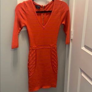 Short sleeve red dress